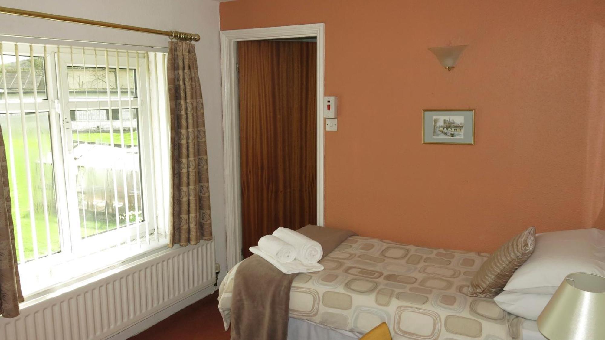 ميريدين Broadwell Guest House الغرفة الصورة